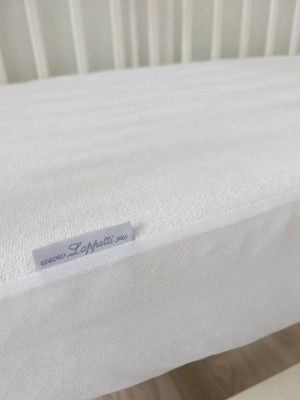 Наматрасник для прямоугольного детского матраса водонепроницаемый с бортом на резинке 160*80*20 см, цвет белый 9500д/0 - фото 1